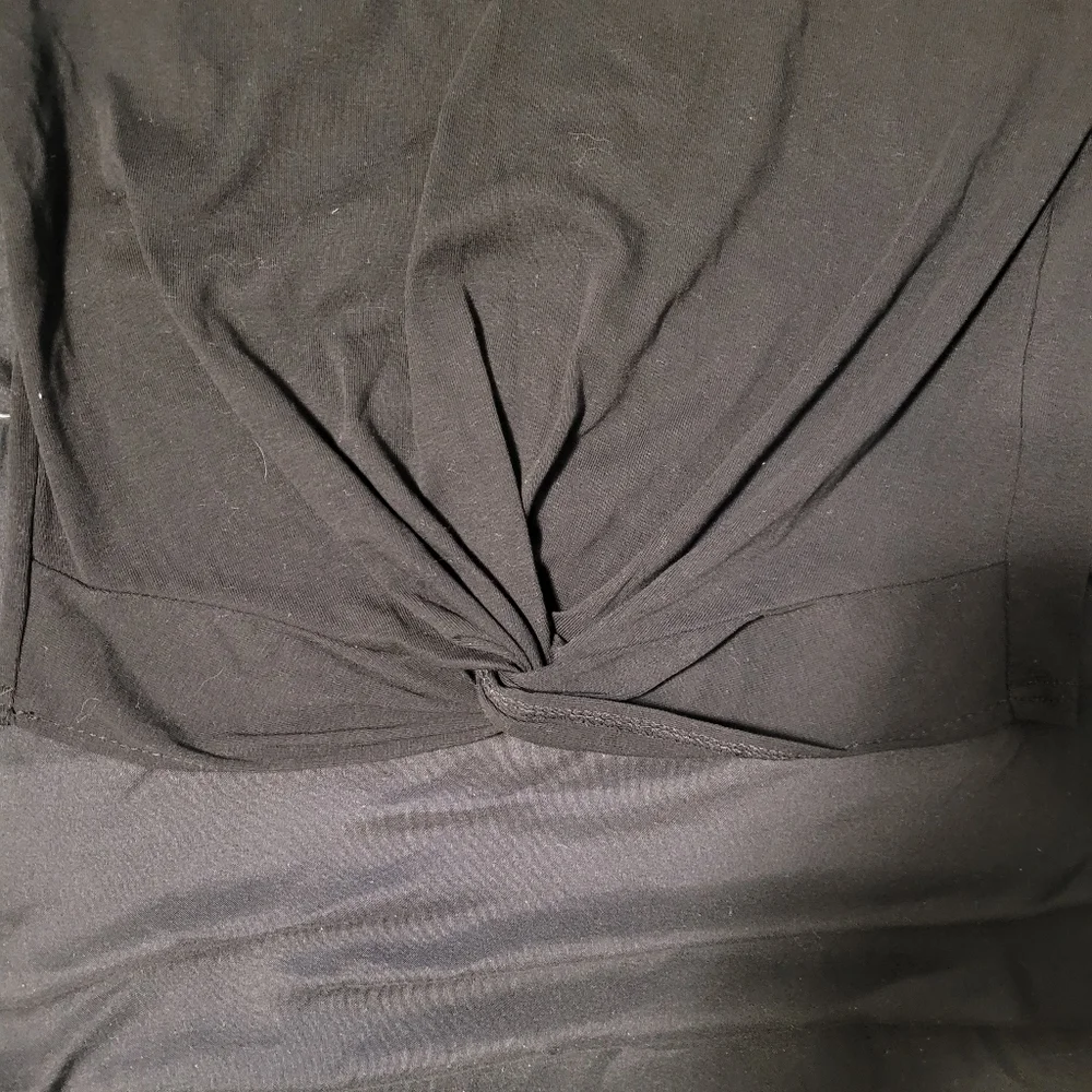 2 Shein crop tops - Picture 4 of 11